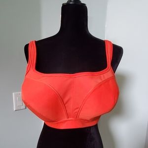 NWT- Chantelle Sport High Impact Sports bra 40F
